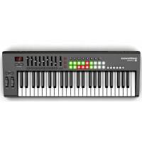 NOVATION Launchkey 49 MK2